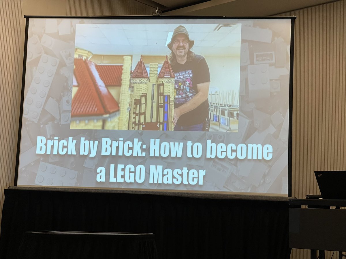 adamundefined's tweet image. Fan run panels at #halcon2022 are some of the best things of the weekend.