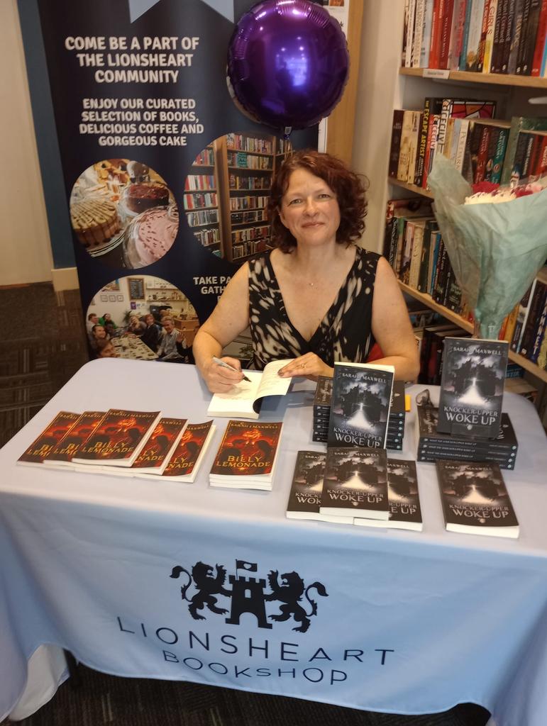 sarah_j_maxwell's tweet photo. My first ever book launch! What a fabulous afternoon! Thank you to the incredible Anna @inter_saga and huge appreciation and love to @LelitaBaldock and @LesleyjayneB for coming along to support! #writer #booklaunch #knockerupper https://t.co/m5At6ftco6