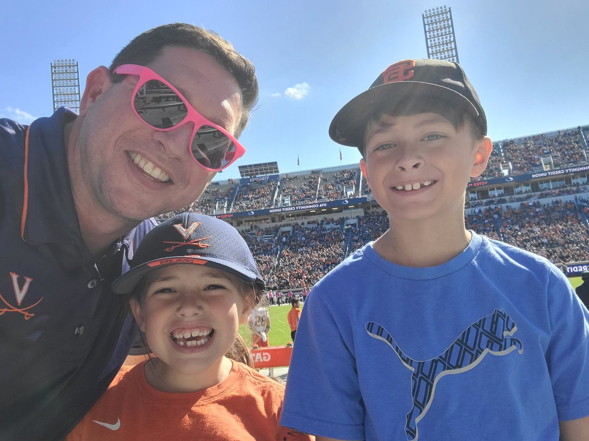 matthewstreet's tweet photo. #GoHoos #UVA https://t.co/Ec7eBWxNqa