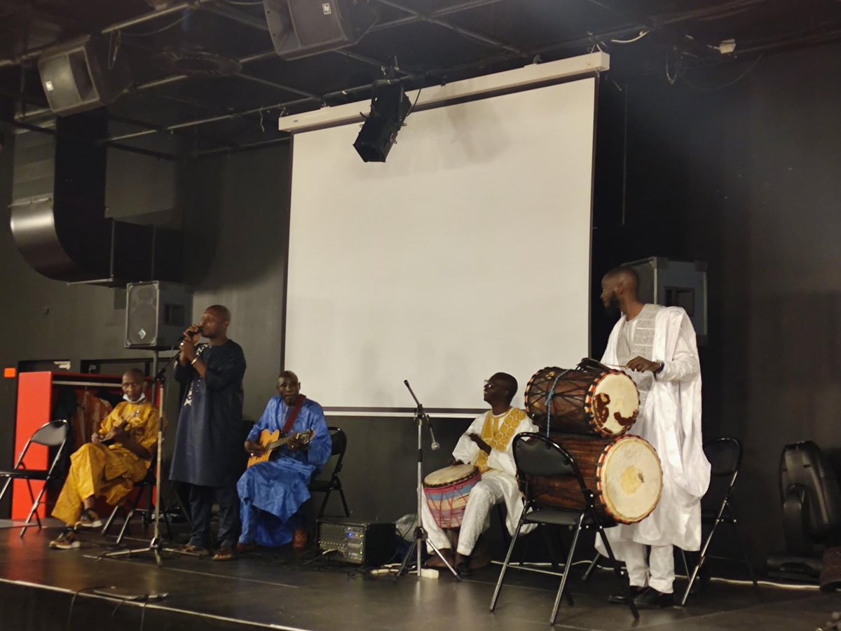 AlfortvilleActu's tweet photo. #Alfortville - Soirée de bienfaisance au profit d’une école infirmière au Mali 🇲🇱 par le CFID présidé par Mme Goita Aminata. En présence de Mr @PhilippeCar adjoint à Mr le maire d’Alfortville @luccarvounas, Mme @isasantiago_94 Députée du Val-de-Marne, @KerkaertCathy @tayeb_faiza https://t.co/EwYHQxjCjl