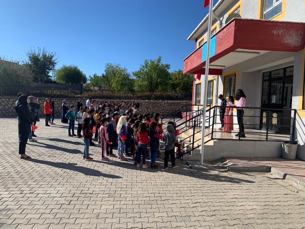 dag_hatip's tweet photo. 29 Ekim Cumhuriyet Bayramı'nı okulumuzda coşkuyla kutladık. @ @Murat69_Demir
@aydiner_sah https://t.co/Kkcqm03cb2
