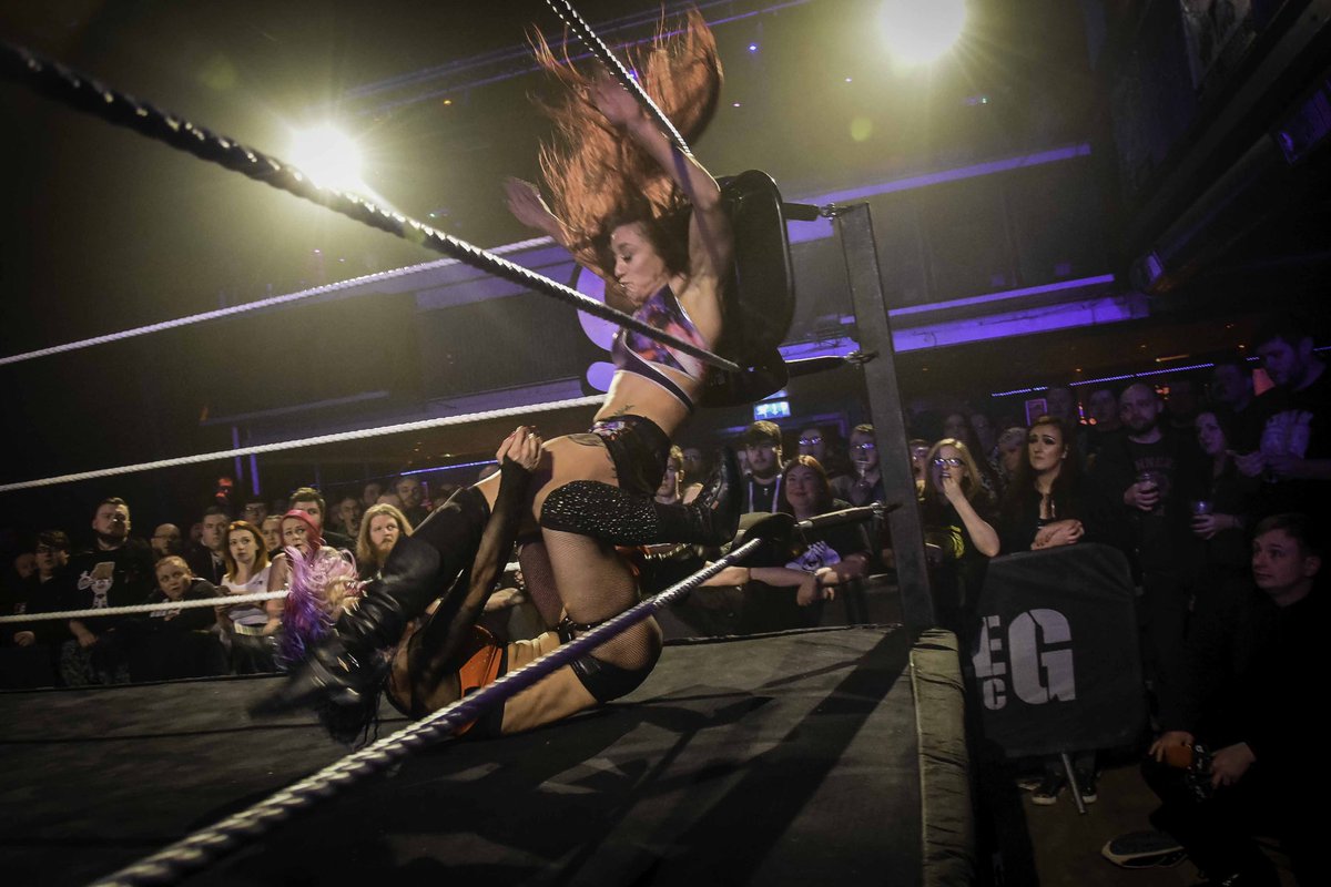 This week’s episode also features a classic ICW Women’s World Championship match from 2019, between @wwe_alba & @roxxywrestler!