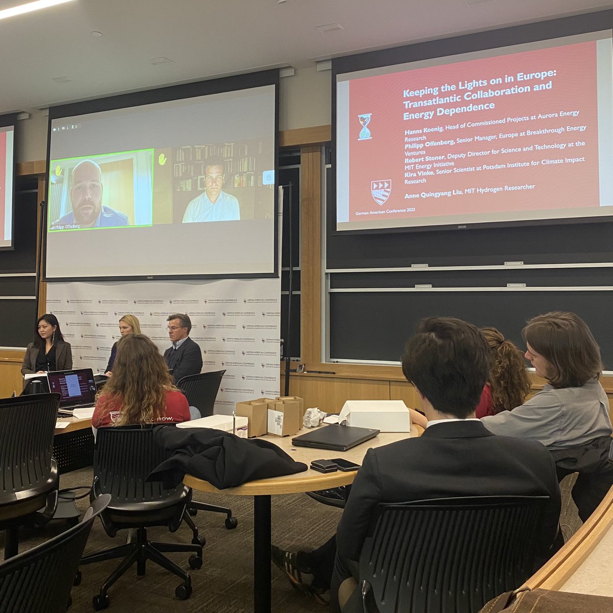 GVon96's tweet photo. @Harvard_GAC Day 2 with an expert panel of @MIT energy scientists and 🇩🇪🇪🇺 researchers entitled « Keeping the Lights on in Europe: Transatlantic Collaboration and Energy Dependency » = hydrogen, carbon capture, industrial decarbonization and transatlantic Green Alliance💡 #GAC22 https://t.co/LhObLYAyCp