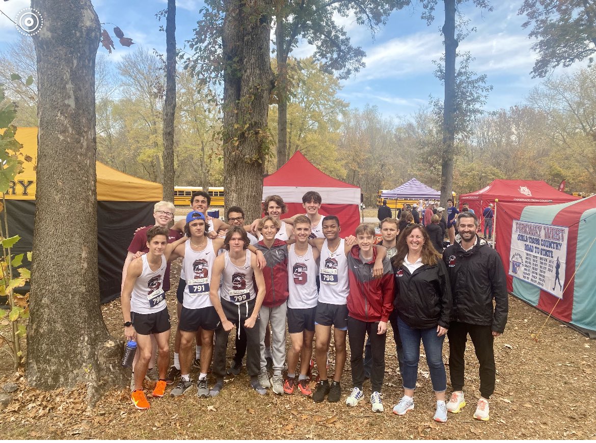 RSHSPrincipal's tweet photo. Strong finish by our Boys Cross Country team today at districts.  Lots of great individual end of season times.  Congrats on a great season! https://t.co/o6mxVrQsjo
