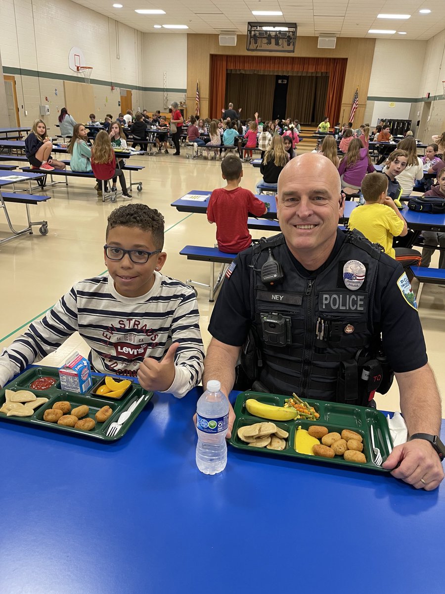 We love Officer Ney and the local police at DIS. Not only do they keep us safe daily, they value spending time with our students. Just another day at lunch! ⁦<a href="/DonegalSchools/">Donegal School District</a>⁩