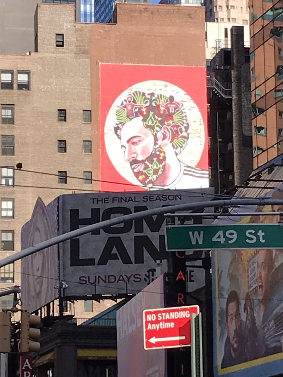 FPL_AssistingOG's tweet photo. Come on  Captain Mo!!! Saw this building wall art whilst in Times Square, New York Feb 2020 #FPLCommunity #FPL #MoSalah #GW14 #CaptainMo https://t.co/bQXX8A3TZX
