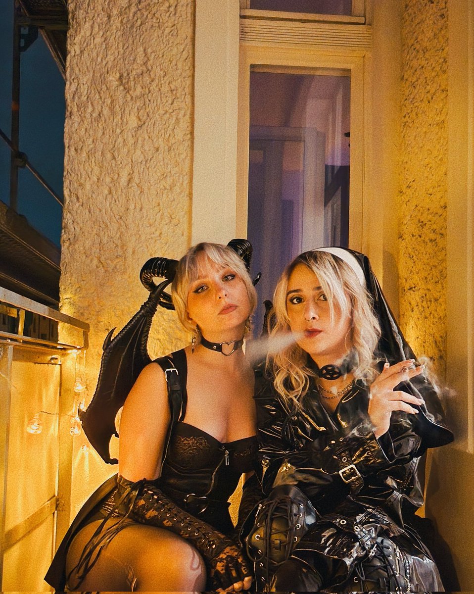 ༶•┈┈⛧┈♛ happy early halloween  ♛┈⛧┈┈•༶