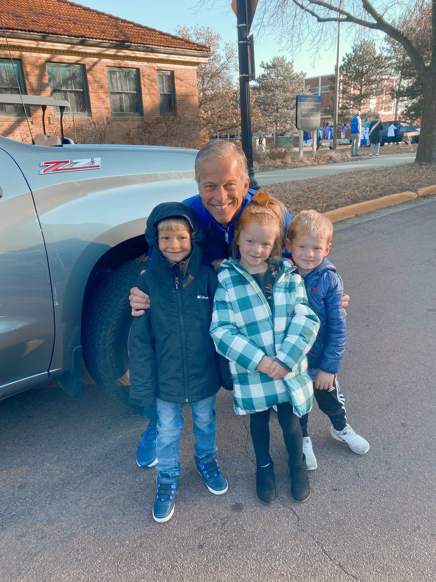 The grandkids joined me for the Hobo Day parade in Brookings. They had a blast handing out candy and riding in the truck. #gojacks 🐰