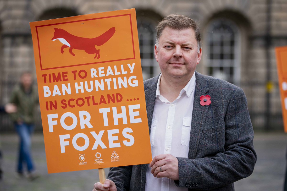 A privilege to join @scottishbadgers @onekindtweet @LeagueACS and hundreds of supporters to march to the @scotparl today to tell the @scotgov you cannot licence cruelty 📢 It’s time to #BanFoxHunting 🦊 and #BanSnares 🦡 #ForTheFoxes