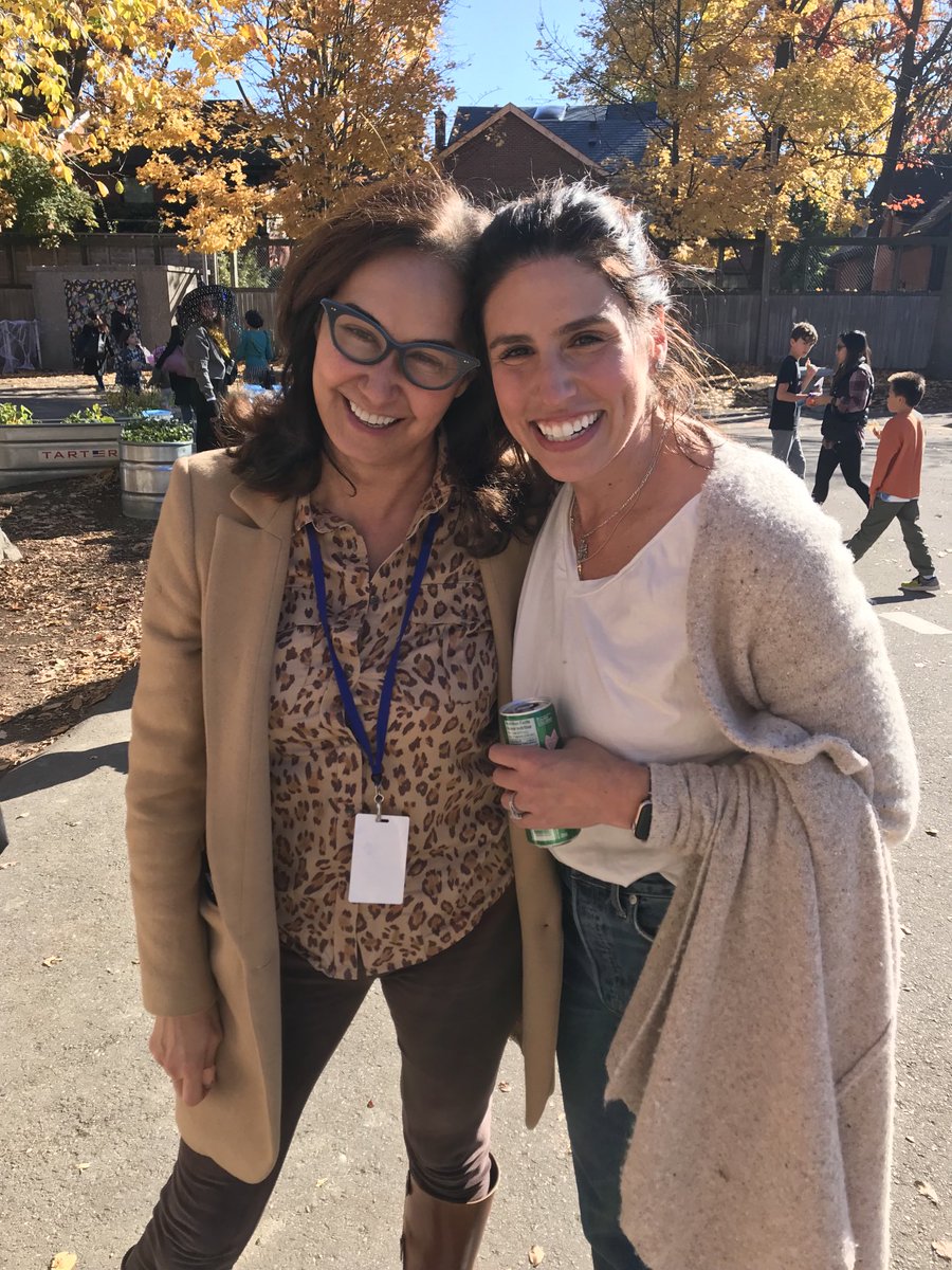 Brown Public School (@brownpspanthers) on Twitter photo When an awesome parent is reunited with her grade 4 teacher. Itās magic! ā¦<a href="/tdsb/">Toronto District School Board</a>ā© When an awesome parent is reunited with her grade 4 teacher. Itās magic! ā¦<a href="/tdsb/">Toronto District School Board</a>ā©