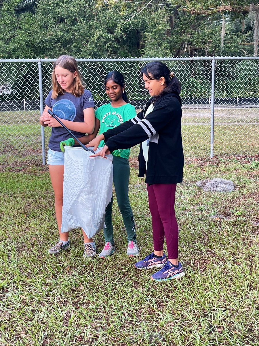 jmscfla's tweet photo. Empowering students to be the difference @WalkerMiddleIB ! #ServiceAsAction @KeepTBB @HillsboroughSch @SDHCMagnet https://t.co/YV6fuDjTq1