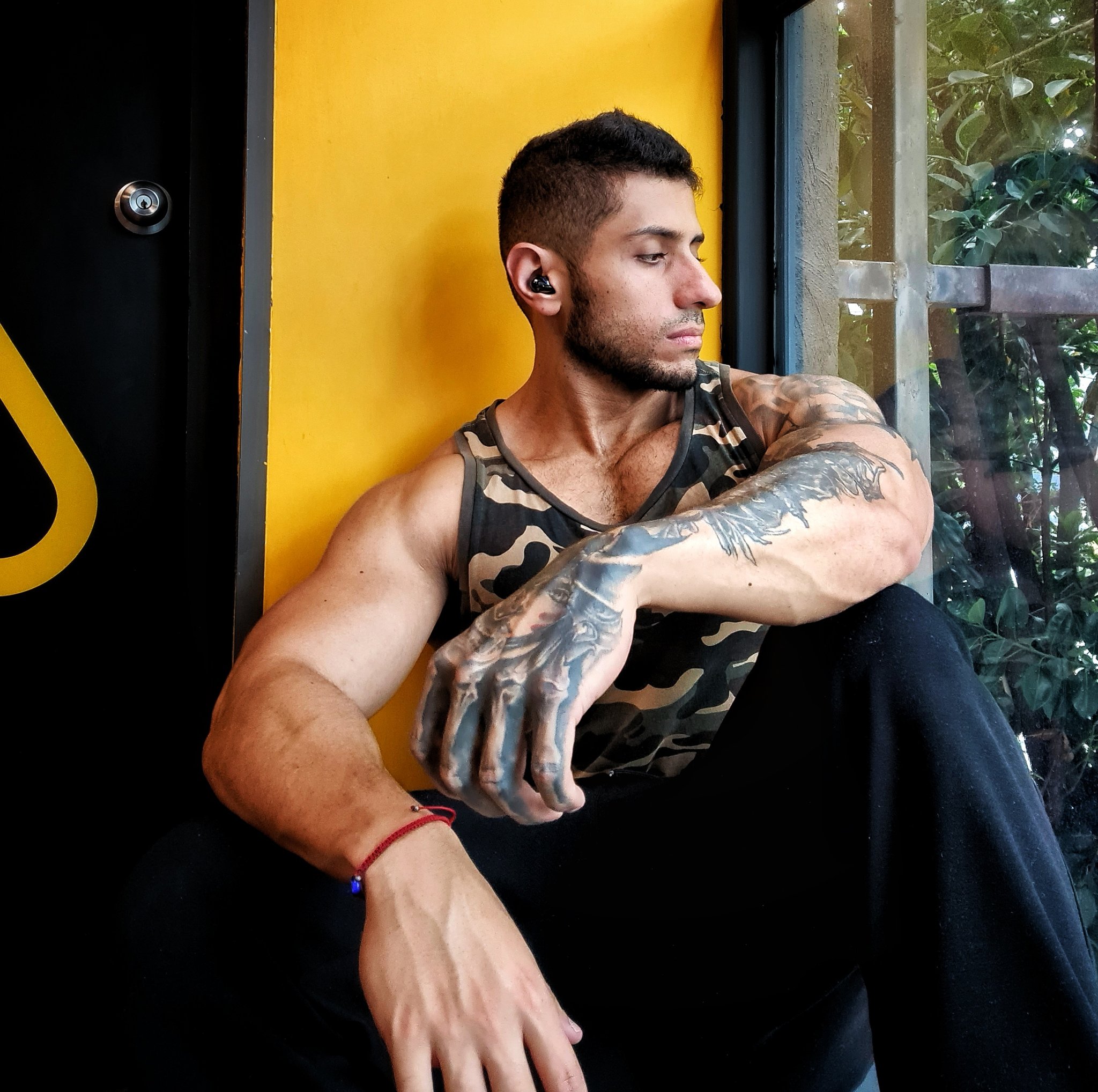 Foca Fitness 🐺🔥 on X: "Eventually the sky shall be blue once more...  #bodybuilding #fitness #Aesthetic #gymmotivation https://t.co/FcCsEFtdmF" /  X