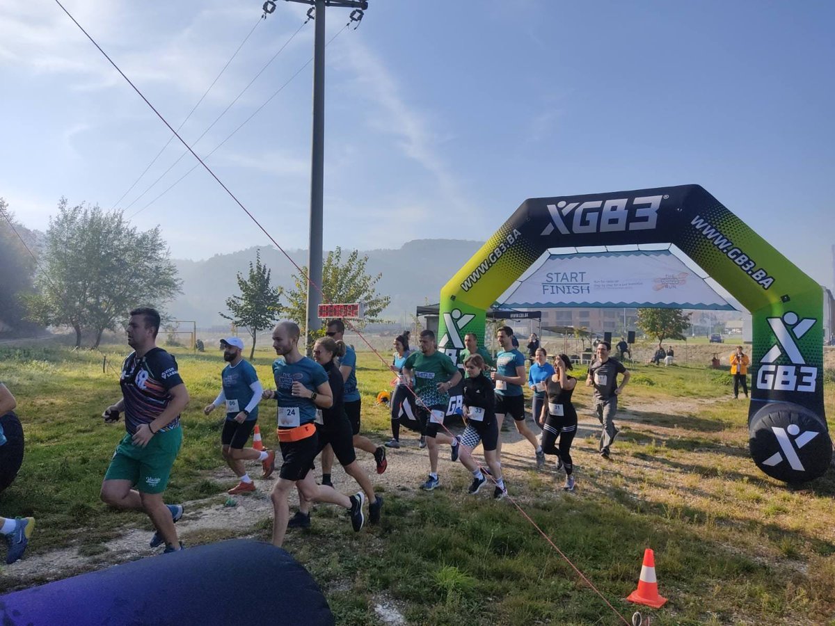 IdoLiven's tweet image. We really have to speed up our parting from #coal. So, yesterday we raced in Ugljevik 🇧🇦, home to a coal plant that is Europe's worst air polluter, to call for a #JustTransition.
#LungRun #BeyondCoal