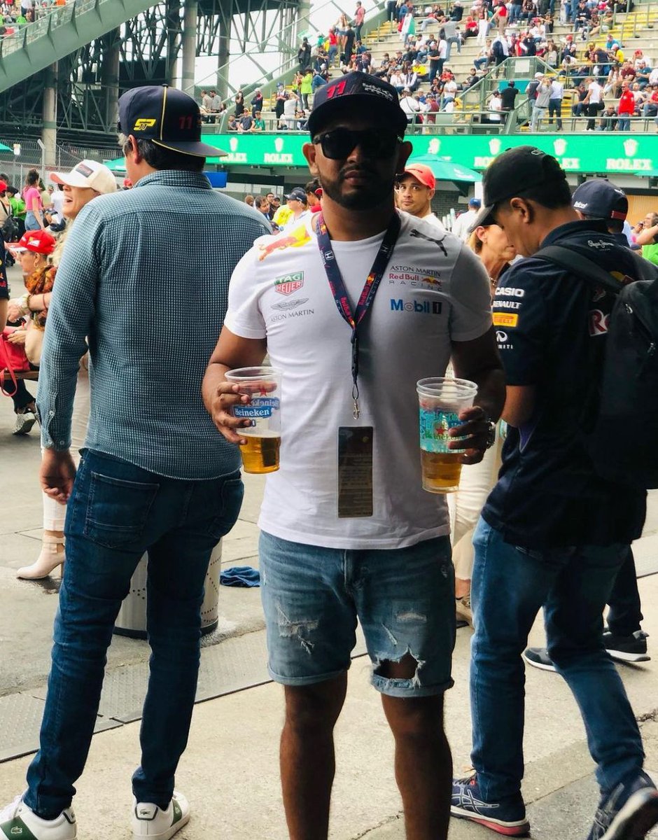 ElPatur95's tweet photo. Excelente fin en el #MexicoGP y con  #HeinekenF1 nos vemos aquí pronto 😉 https://t.co/v0SJSN1U2B