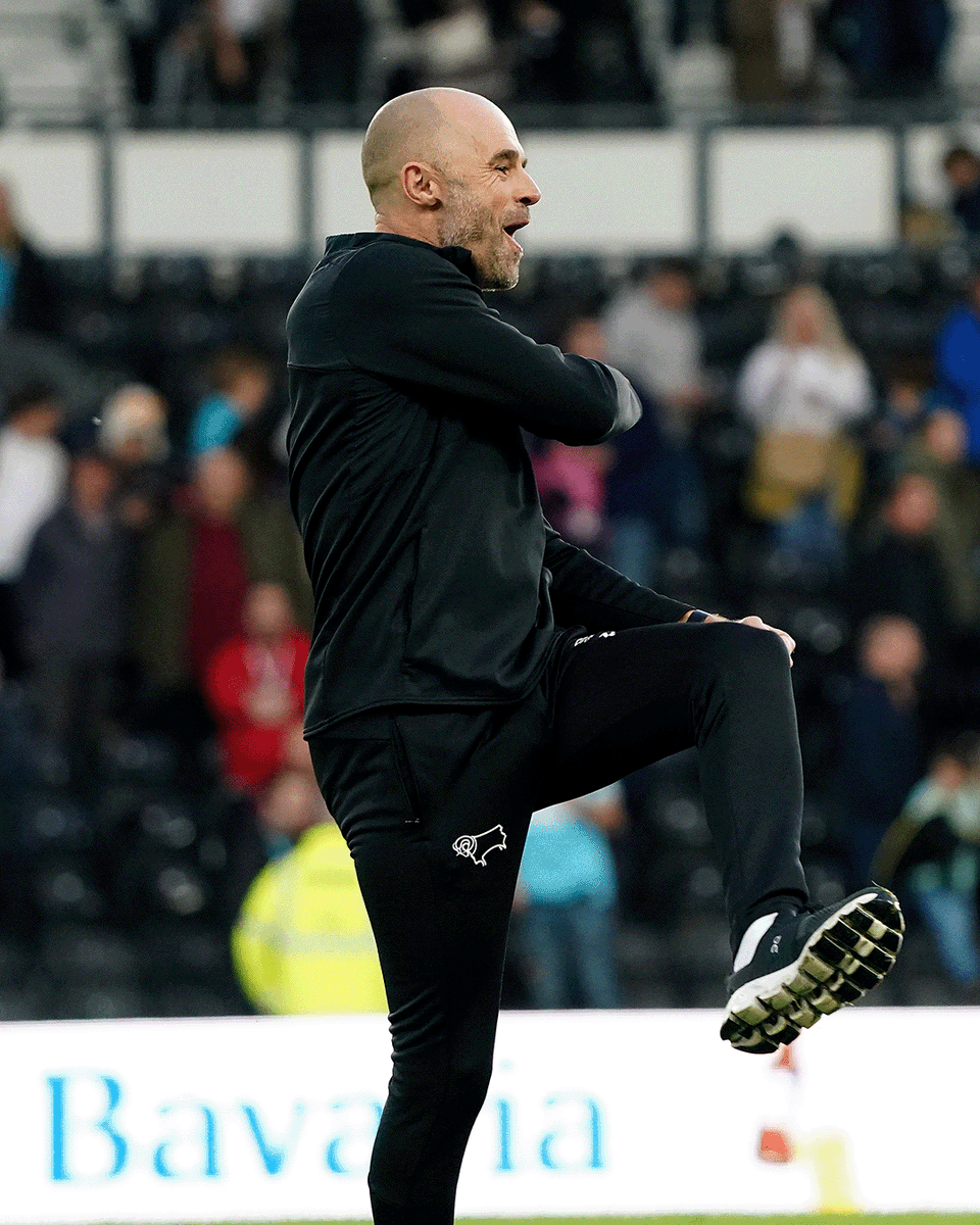 That first home win feeling 😍

#DCFC