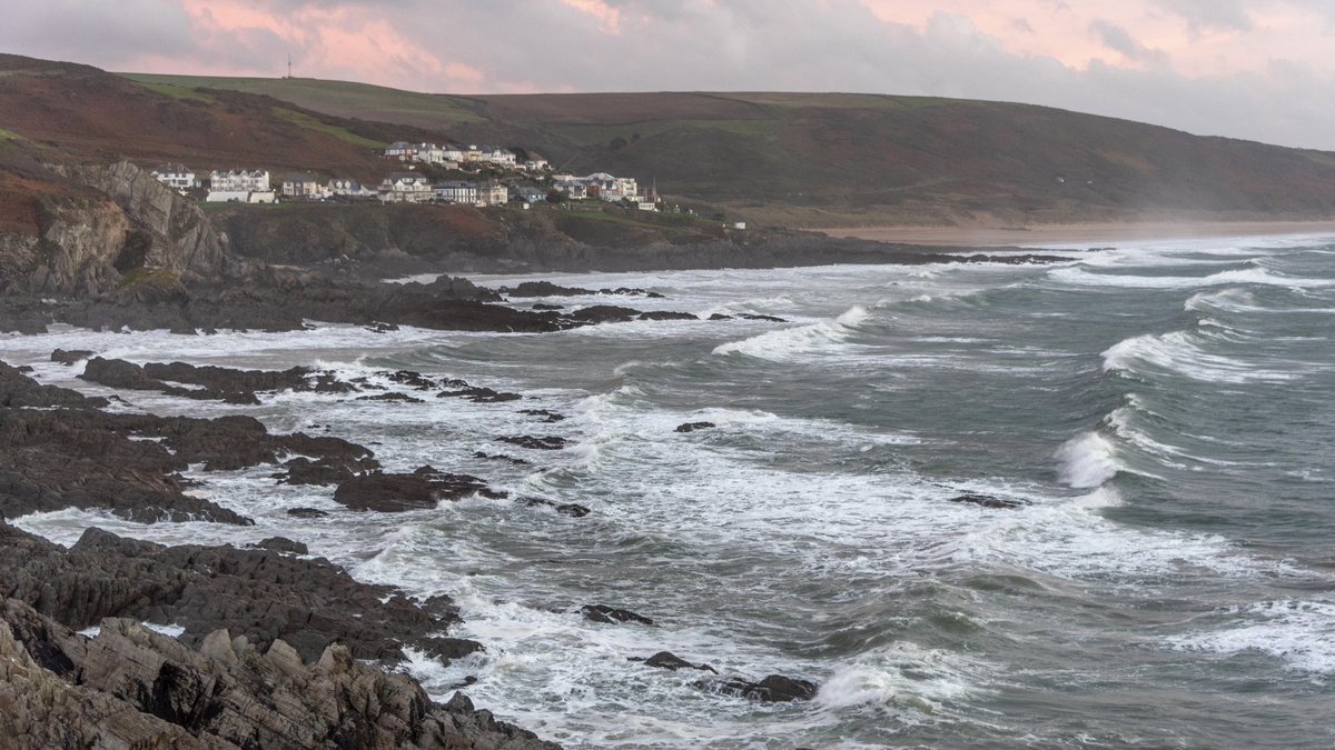 Some pictures from a walk around Morte Point this evening, featuring gorgeous (but miffed) Ollie 🌅🐶🌊  #mortehoe #woolacombe #northdevon