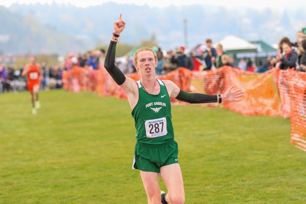 Jack Gladfelter of Port Angeles wins the 2A Westside Classic to advance to State in a time of 15:38.0