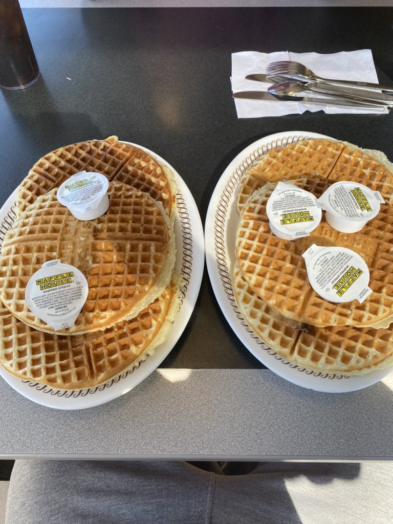 S3TH_DAVIS's tweet photo. Excuse me ma’am, I’d like 6 of your crispiest golden waffles plsss https://t.co/P4pbRwfrhn