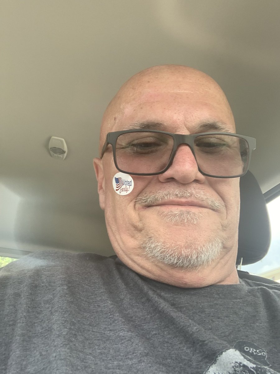 otay's tweet photo. I voted today https://t.co/7PnZokf2Gb