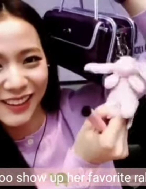 La única cosa que hace feliz a nuestro Deki es tener su  #𝑓oreverー𝚌𝚊𝚕𝚕 con una de las chicas más lindas de esta #st𝚊ti𝚘𝚗𔘓ֺ多分 ¡les mandamos muchos besitos a todas! en esta casa somos sus fieles fans.

ㅤ𝕥o 一 𝚝he 𝚂tarsㅤ𓈒ㅤ ✧ㅤ ꒪