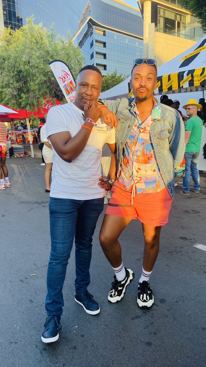 MOKHOLO_'s tweet photo. #JhbPride #JHBPride2022 #SandtonTerrorAttack #SandtonTerrorAlert #π³οΈβπ #π³οΈββ§οΈ https://t.co/cCtDSJ81Rx