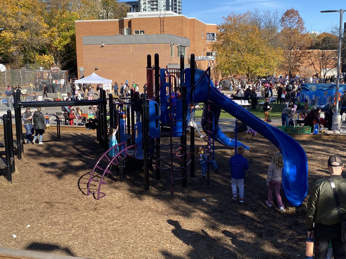 Shelley Laskin šØš¦ (@shelleylaskin) on Twitter photo <a href="/BrownPSPanthers/">Brown Public School</a> <a href="/tdsb/">Toronto District School Board</a> An amazing day for a <a href="/BrownPSPanthers/">Brown Public School</a> community celebration⦠grateful to all who supported the playground rebuild and this wonderful fall fair! <a href="/JoshMatlow/">Josh Matlow</a> <a href="/BrownPSPanthers/">Brown Public School</a> <a href="/tdsb/">Toronto District School Board</a> An amazing day for a <a href="/BrownPSPanthers/">Brown Public School</a> community celebration⦠grateful to all who supported the playground rebuild and this wonderful fall fair! <a href="/JoshMatlow/">Josh Matlow</a>