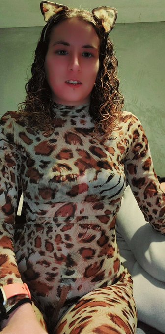 Juicy-Mel’s pics and videos