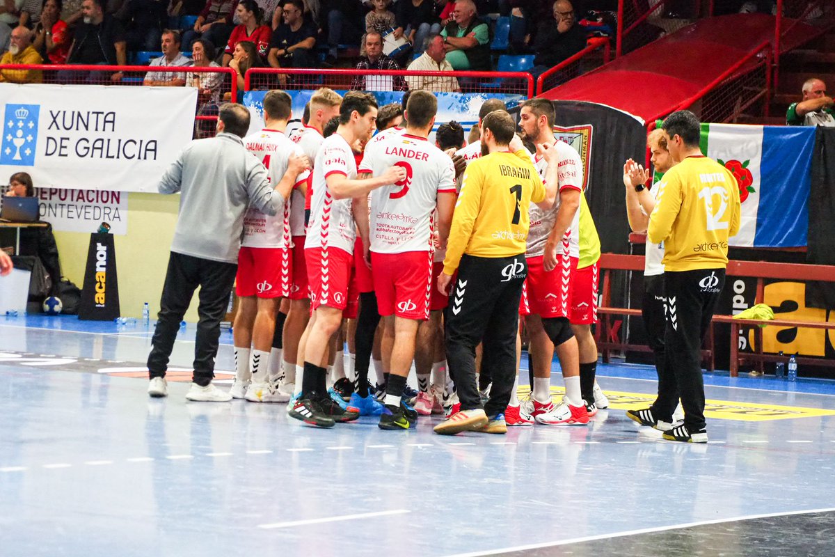 Club Balonmano Burgos tweet media