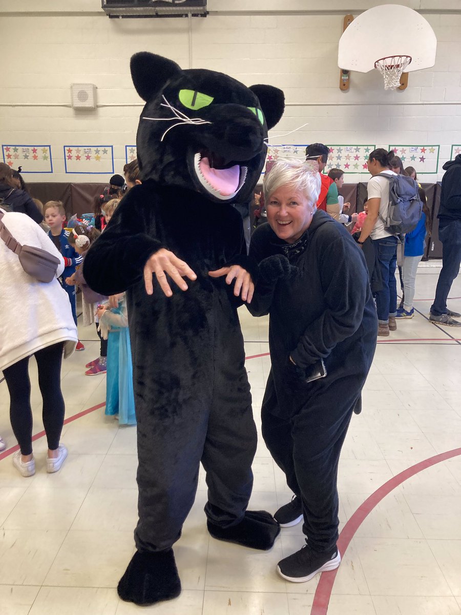 Carol Shea tweet media