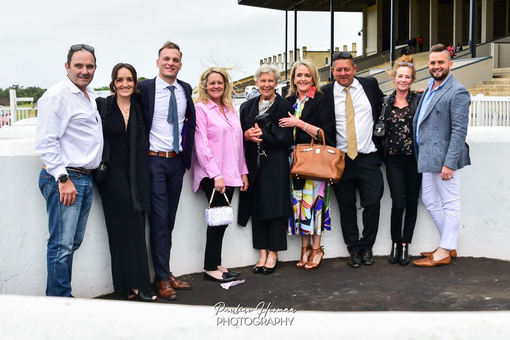 HAN SOLO wins the TAB4RACING ALGOA CUP (Listed) in fine style. A fabulous ride by Calvin Habib who timed his race to perfection.
___

Congratulations to the winning connections Messrs GS Kotzen &amp; K Kotzen &amp; Mrs JA Wintle. A true family affair!