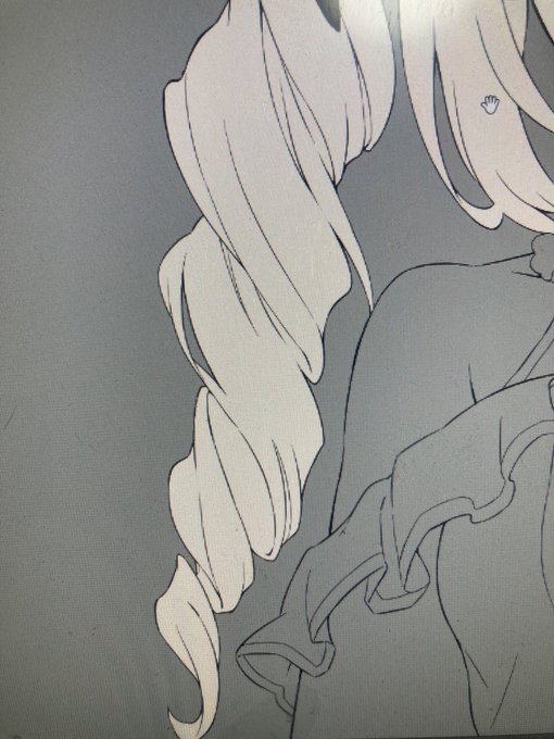 ロール髪難しかったけどイイ感じかな?
今日は眠いので続きは明日 