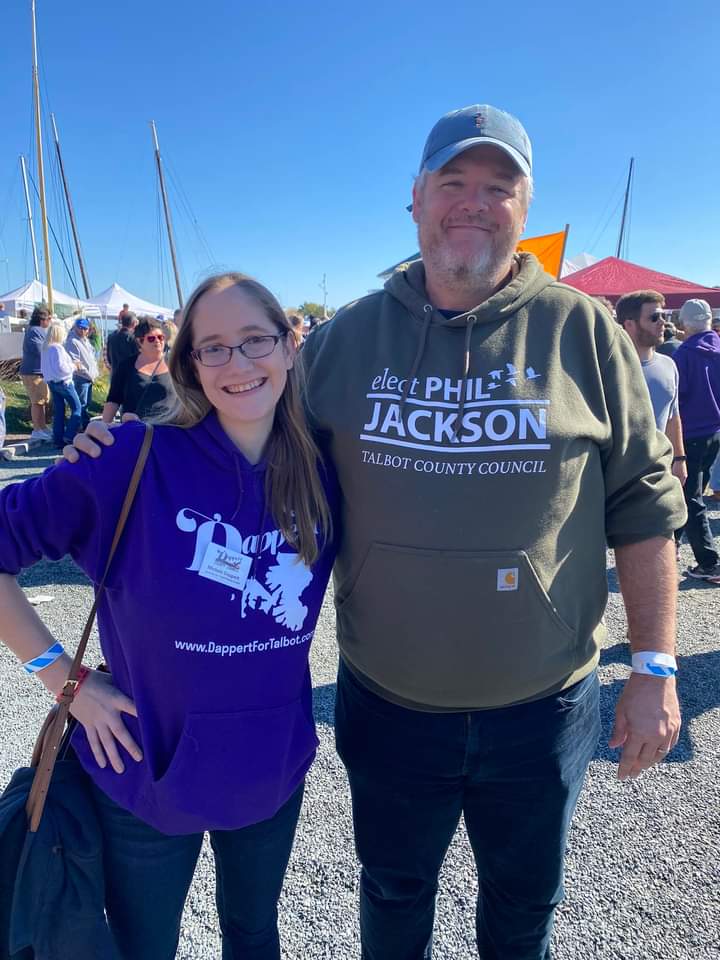 dappert4talbot's tweet photo. It’s OysterFest at Chesapeake Bay Maritime Museum!  Oysters, bacon, spiced apple cider, and music, family fun and so much more!  Phil Jackson for Talbot County Council and his family is here too. Come on out and enjoy a gorgeous fall day!  #oysters #oysterfest #dappertfortalbot https://t.co/WHSFKdctB1