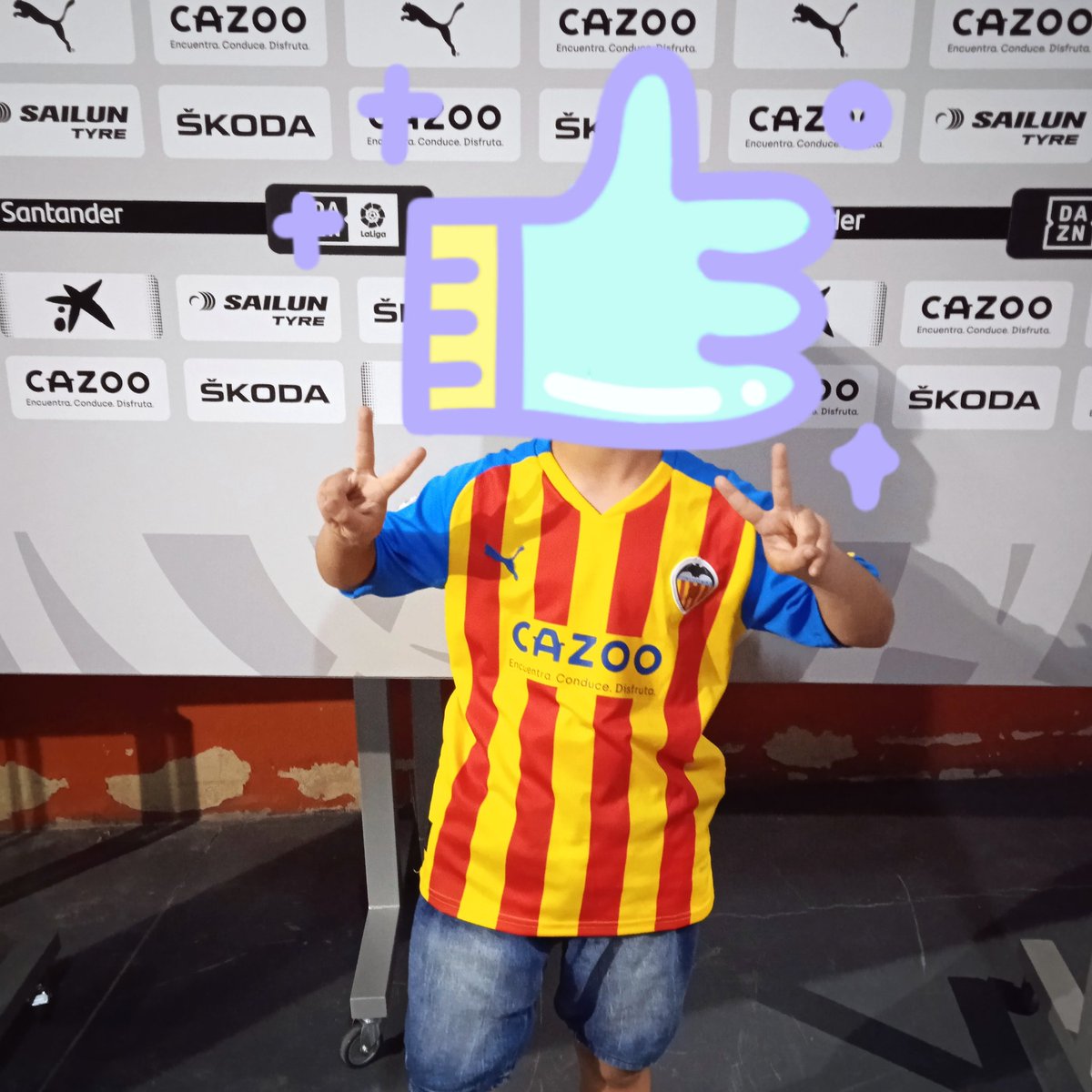 Pablogueado's tweet photo. En Mestalla apunto de ver el #ValenciaBarça con la camiseta de @camistopventas. Seguro que nos va a dar mucha suerte. Ha llegado a tiempo y se nota que es una camiseta top tanto en precio como en calidad. 👏🏻👏🏻👏🏻💪🏻💪🏻💪🏻💪🏻💪🏻
Muchas gracias @camistopventas !! https://t.co/ezZlLLciwS