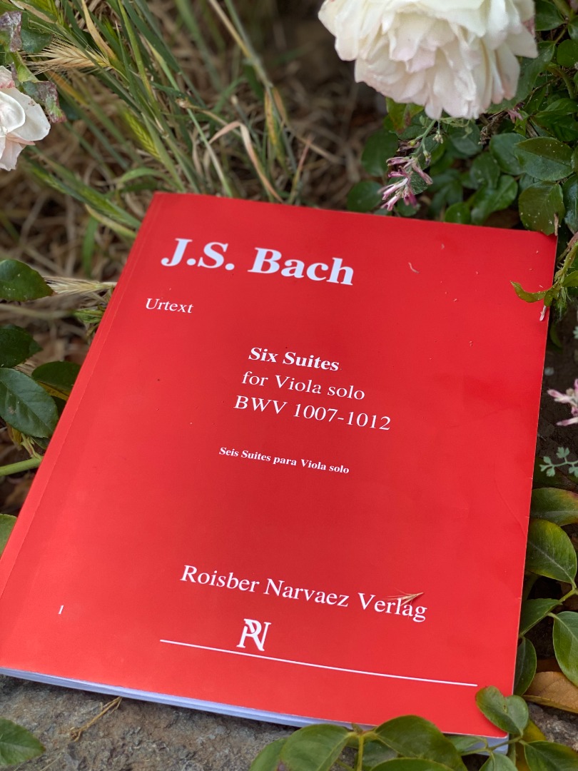 Available at Amazon, Suites for Viola solo, Bach

#Bach #urtext #printed #usa #ClassicalMusic