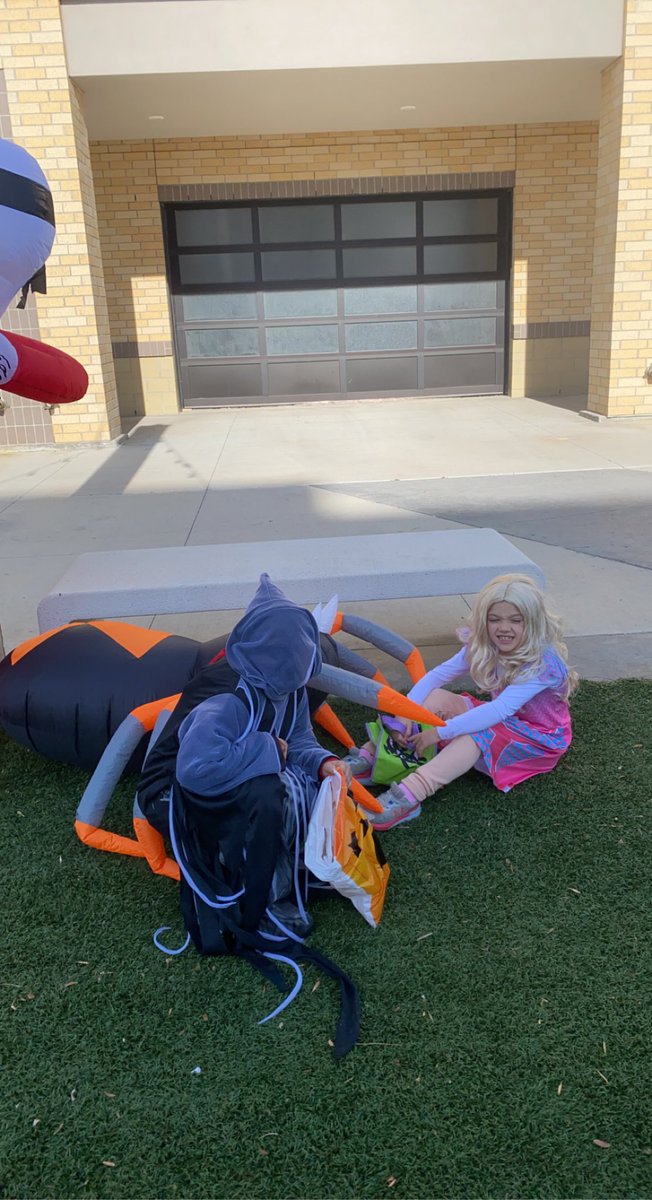 Casey Sanders-Berglund tweet media