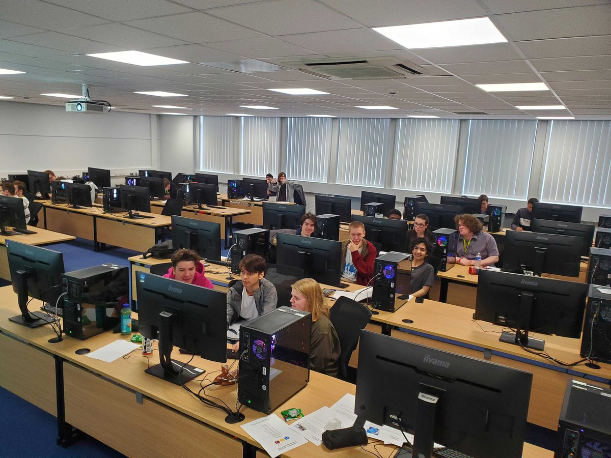 ukiepc's tweet photo. An exciting day at #UKIEPC22 - ~450 students in ~150 teams, from 19 universities taking part at 16 sites! 141 teams solved a problem, and the top teams solved 11/12 problems. Here’s some shots from around the contest. @ICPCNews https://t.co/ilUdFBLL6E