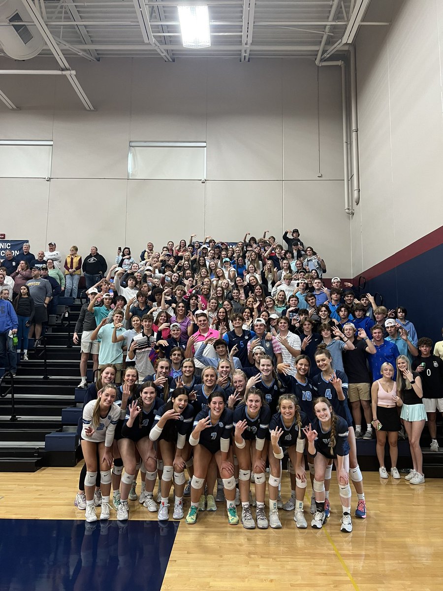 FINAL FOUR!!!! Let’s GO <a href="/StDominicVball/">Dominic Girls Vball</a> heading back for the third year in a row!!!!