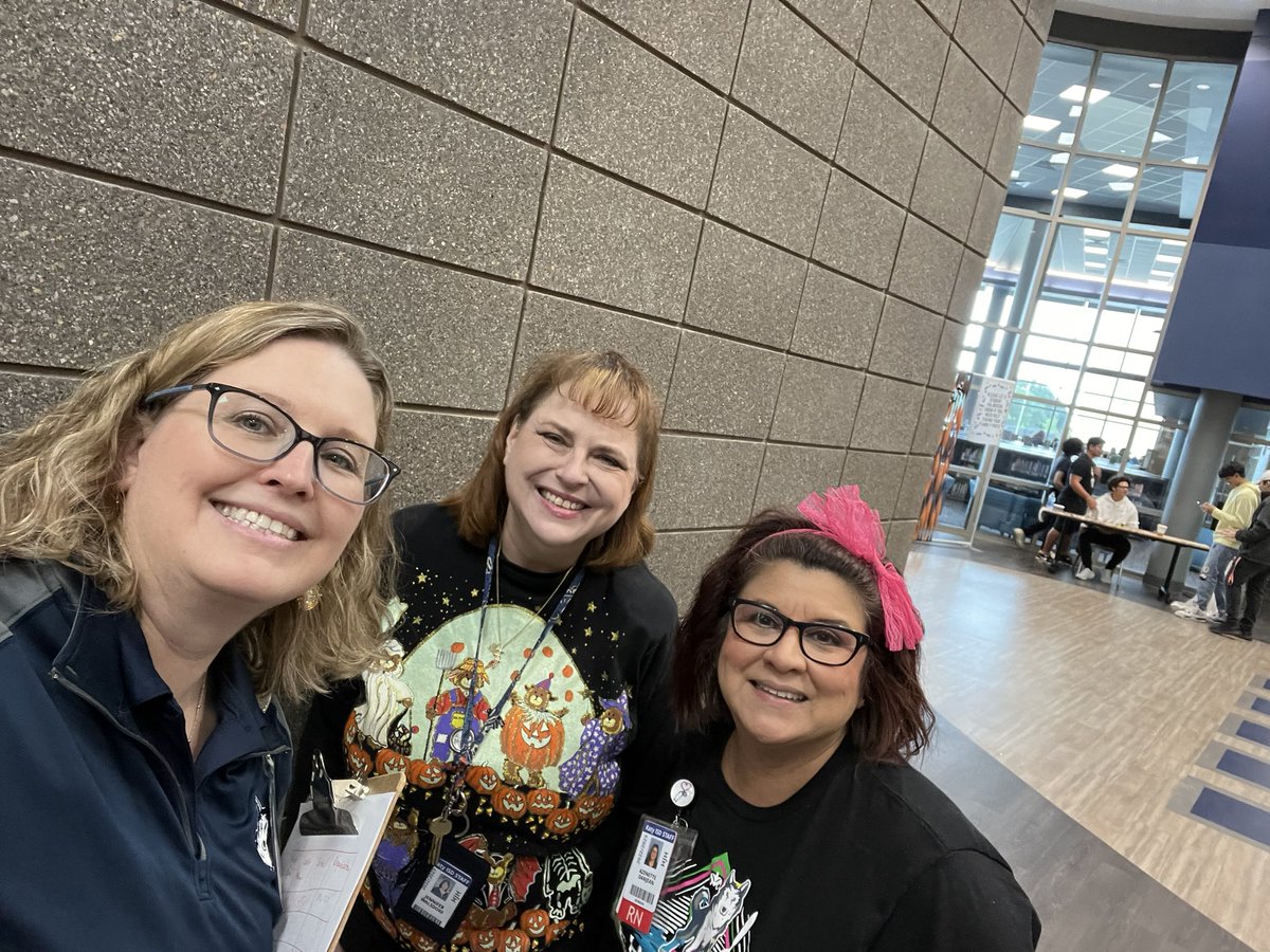 Haunt the Halls! <a href="/PrincipalPaz/">Dr. David Paz</a> <a href="/HaskettJH/">Haskett Junior High</a> #wearehaskett