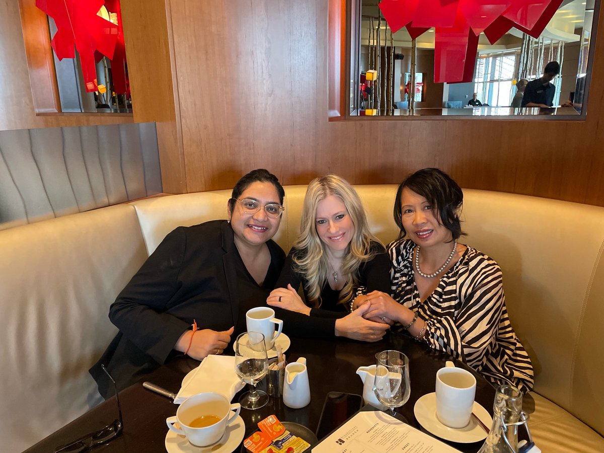 Sincere congratulations to both of these amazing leaders and friends: ⁦<a href="/DeepaliBhatt4/">Dipalli Bhatt</a>⁩ on an incredible ⁦<a href="/TiEConCanada/">TiECon Canada</a>⁩ and exciting new role; and ⁦@karlacongson⁩ on the growth and success of ⁦<a href="/open_gravity/">OpenGravity</a>⁩ It was wonderful to celebrate with you both ❤️