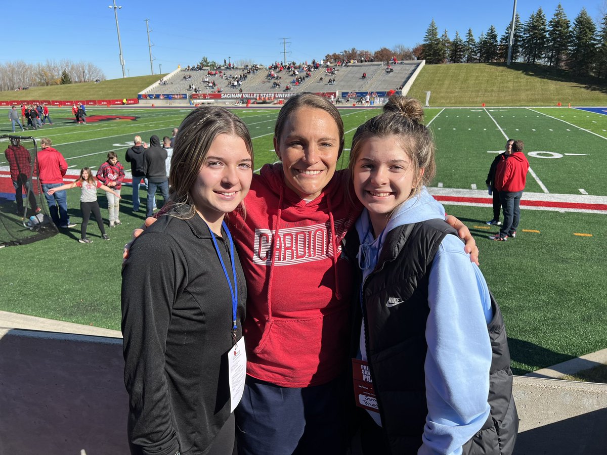 Thank you so much @svsuwbb @CoachPruettSVSU and @CoachRobMcD for having us out today on campus. We had so much fun touring and meeting the team! We cannot wait to be back! @PGHMichigan @fgrhoops @CoachCharve @MImystics @MysticsDalton