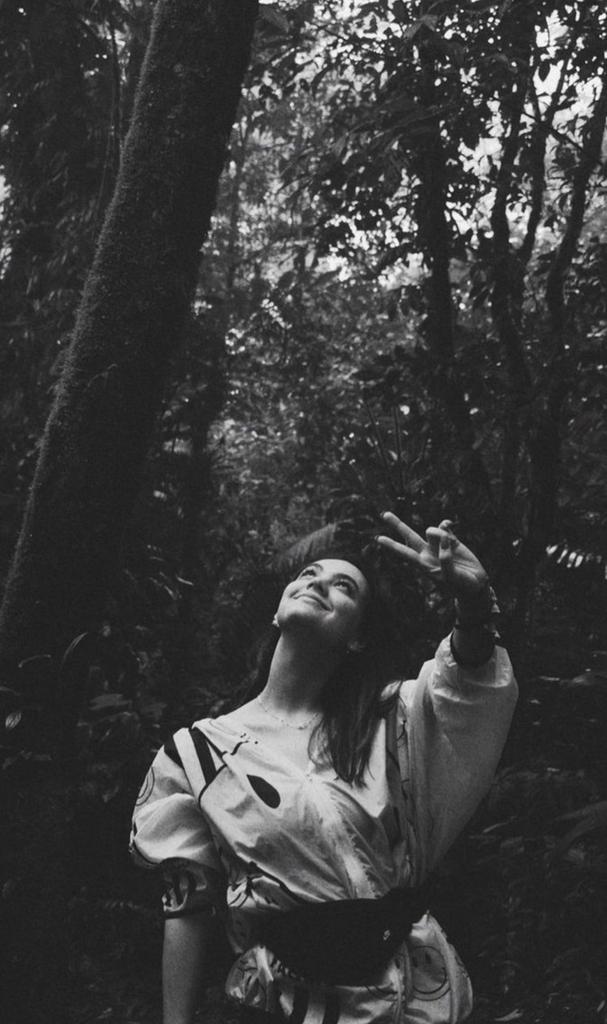 sele 🧚🏻‍♀️ tweet media
