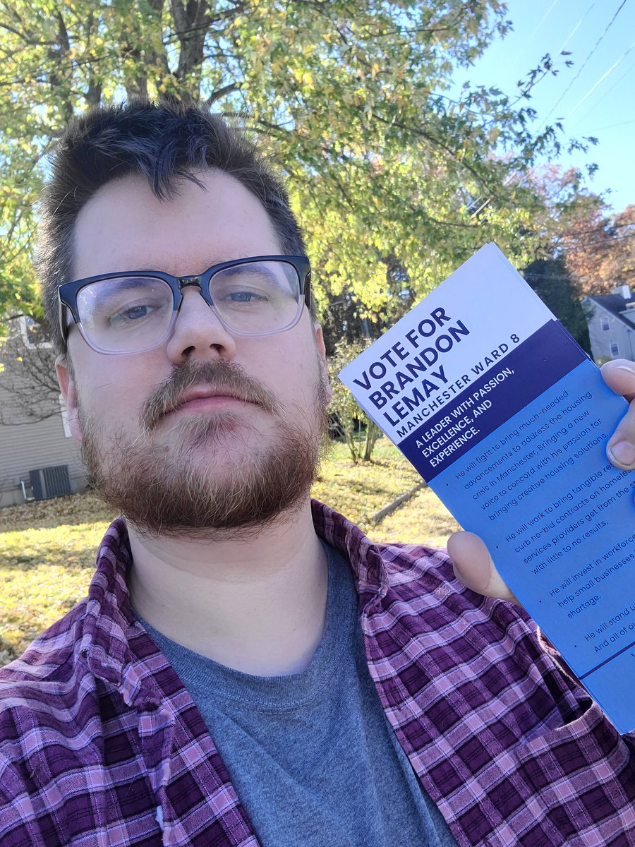 More doors, more voters, more momentum!

We're feeling good because we're doing everything in our power to turn our neighbors out to vote on November 8th!

#NHPolitics