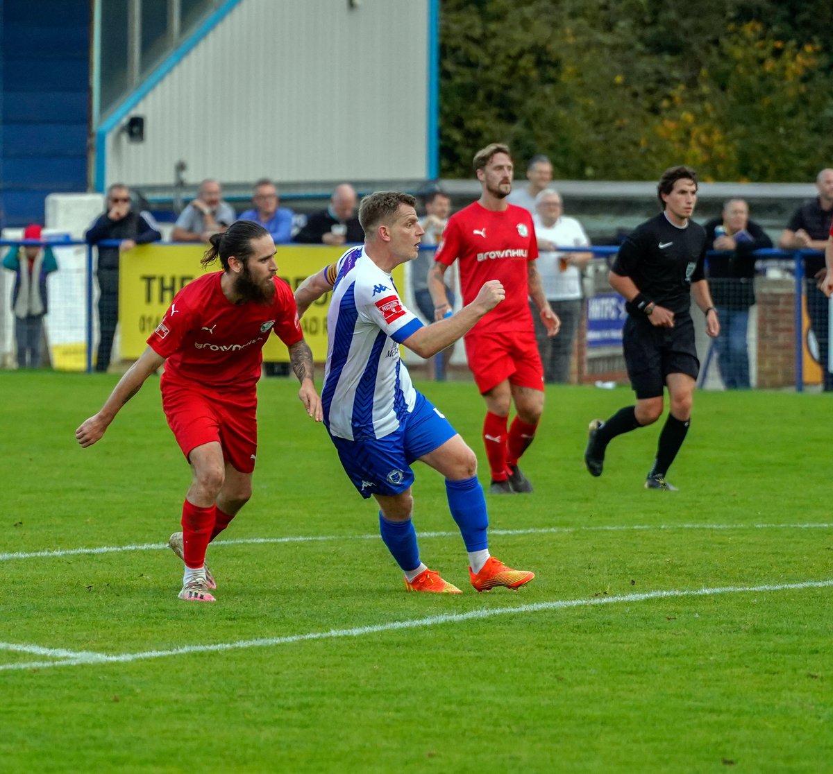 <a href="/HHTFC/">Haywards Heath Town FC</a> v <a href="/beckenhamtownfc/">Beckenham Town FC</a> what a strike from the club captain <a href="/B_Napper/">Byron Napper</a> to win the game 2-1 even my camera almost missed it