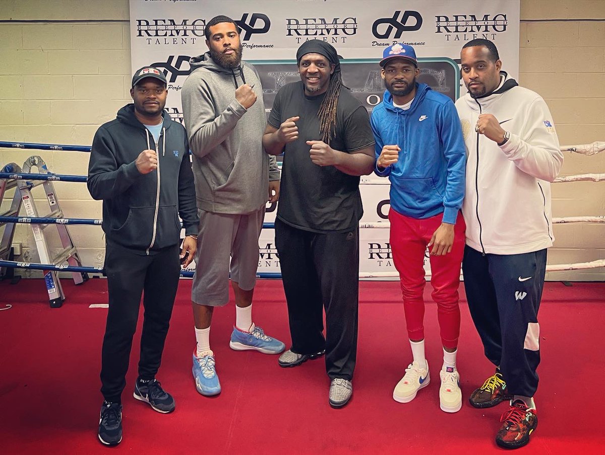 WyattHSBB's tweet photo. TRENCH WORK! 🏀🥊🏆

#ForDaFunk x #DreamPerformance https://t.co/pBnWdgtfbw