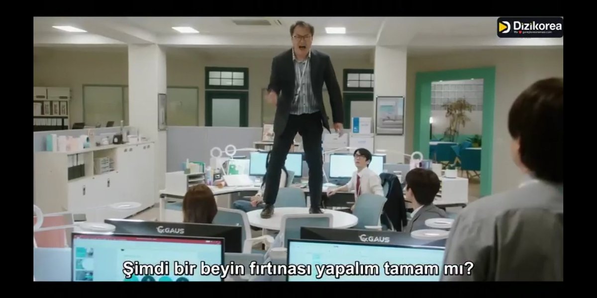 Bugün hiçbir cafede oturacak yer bulamayınca ben bu 😅😅
#GausElectronics
#GauseuJeonja
#가우스전자 
#GausElectronicsEp10