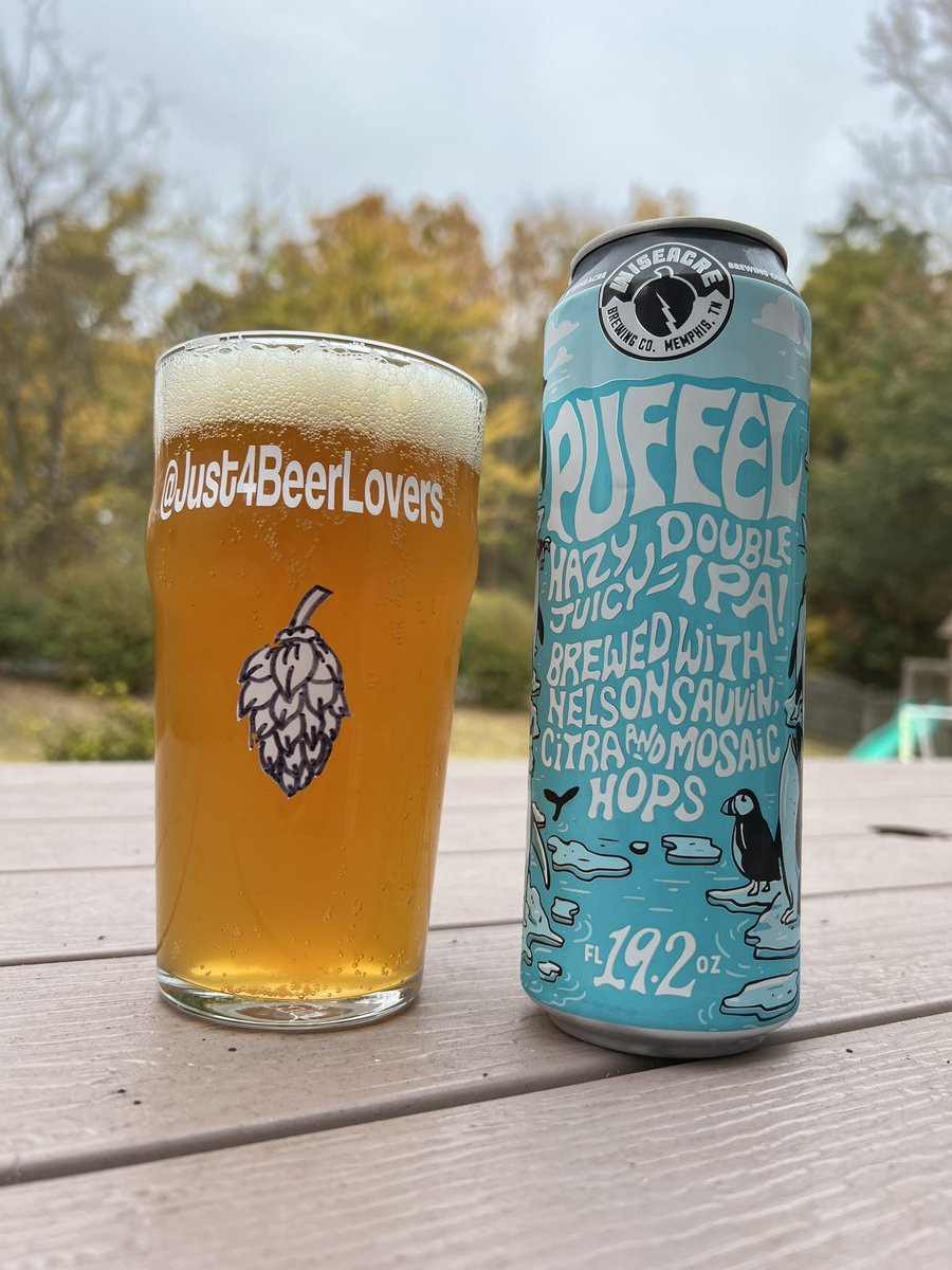Just4BeerLovers's tweet photo. Another first timer for me. Enjoying this solid, Hazy Juicy DIPA named #Puffel 9.0% ABV brewed by @wiseacrebrew from #Memphis TN.
Perfect refreshment after my kids’⚽️ game (won 4-0💪🏼) #craftbeer #futbol @RJellyman @beerhunter74 https://t.co/Hm8yXUQuXx