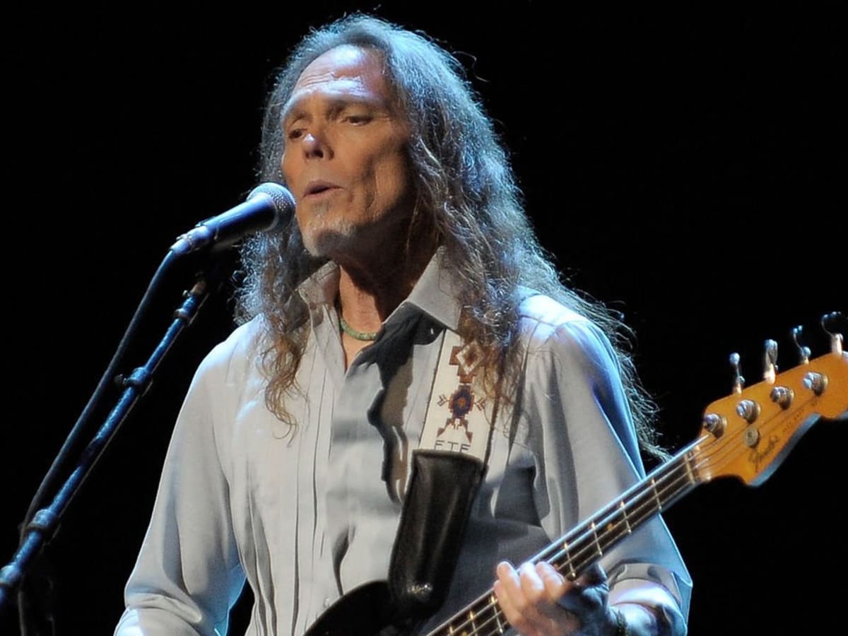 Happy 75 birthday to the amazing Eagles bassist Timothy B. Schmit! 