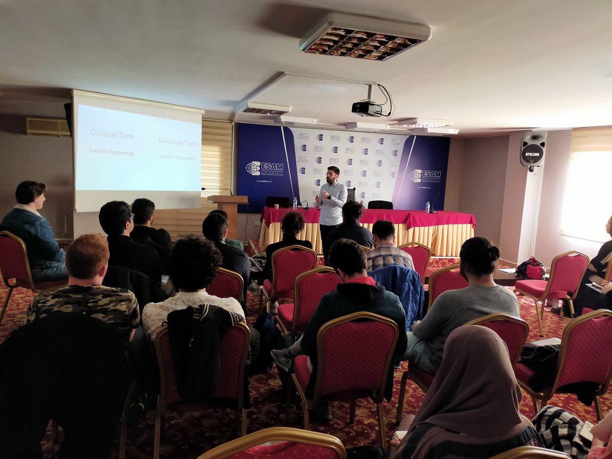 #ESAMAkademi'de III. hafta. Bugün tarih ve zaman bilinci üzerine konuştuk.
<a href="/ESAMGenelMerkez/">ESAM</a>