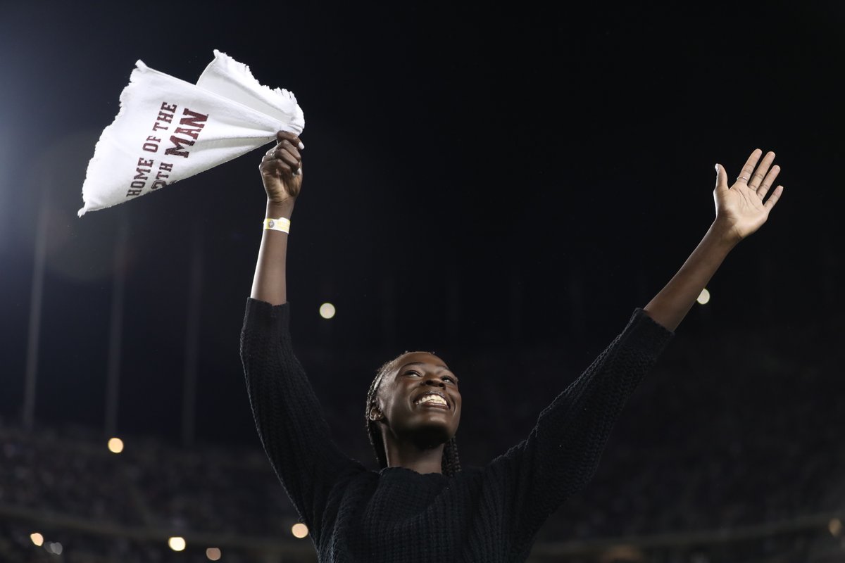 aggietfxc's tweet photo. Champions 👍 #GigEm https://t.co/57au6pl4KM