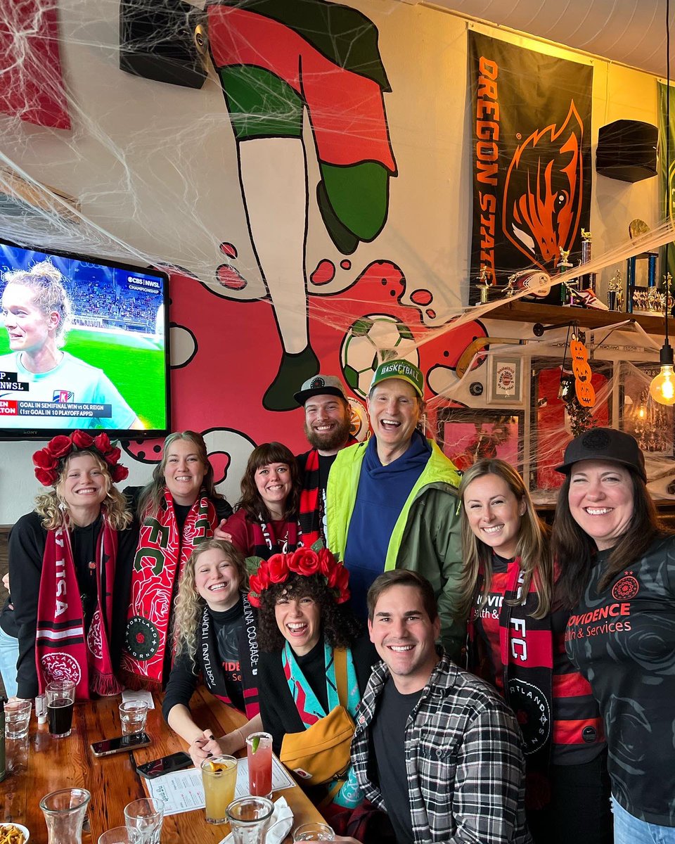 Ron Wyden on Twitter "The Sports Bra here in Portland is at capacity